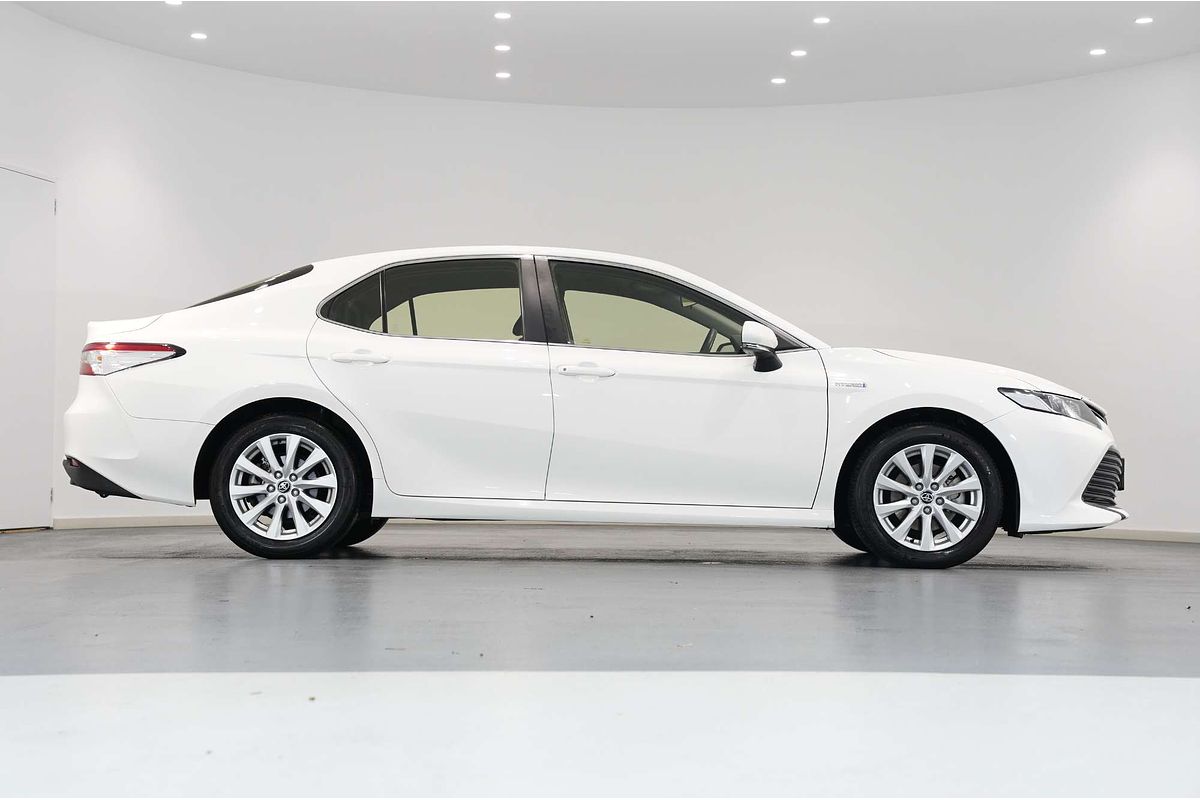 2020 Toyota Camry Ascent AXVH70R
