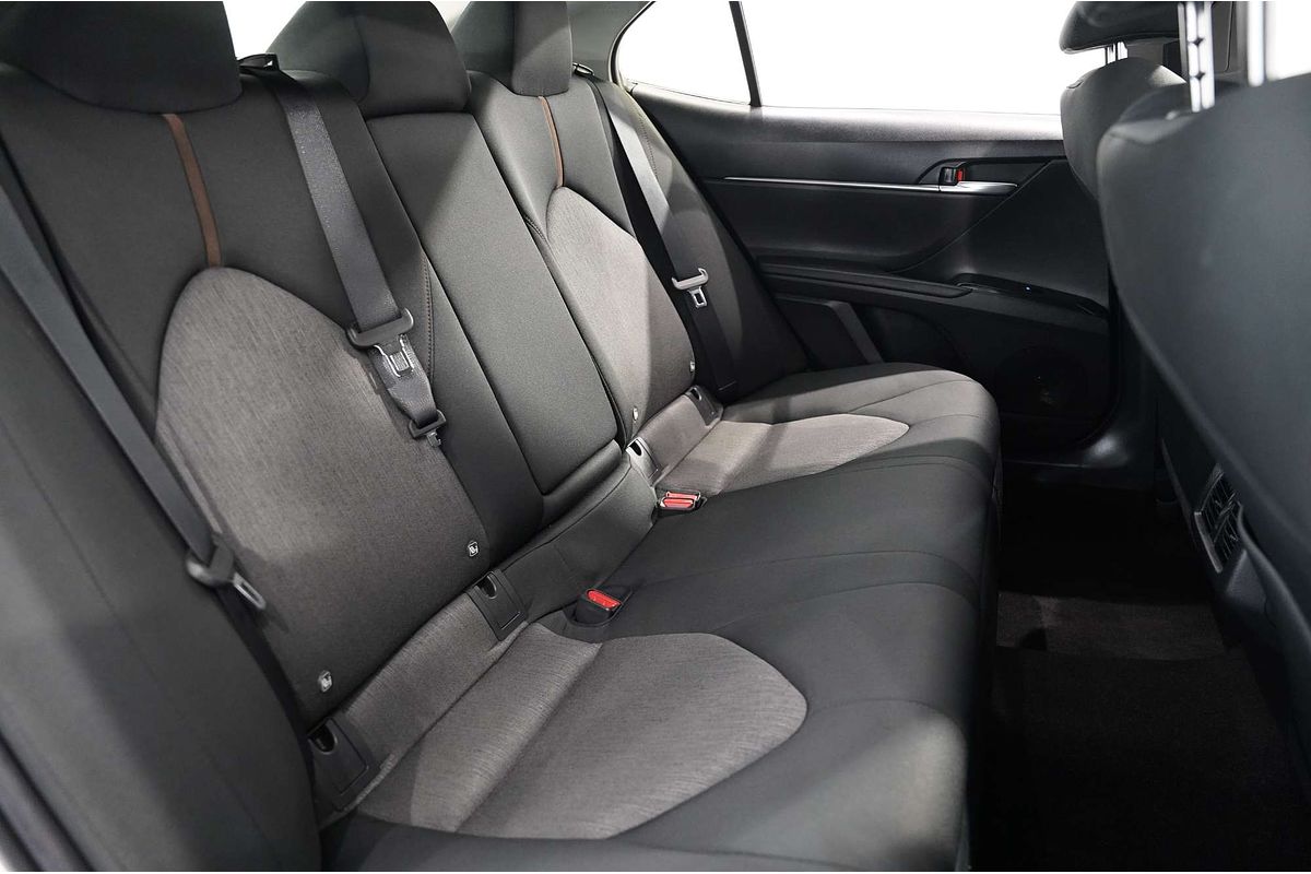 2020 Toyota Camry Ascent AXVH70R