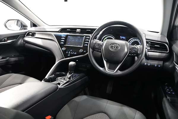 2020 Toyota Camry Ascent AXVH70R