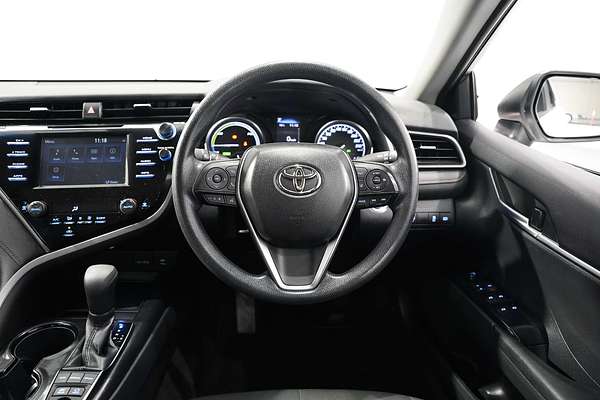 2020 Toyota Camry Ascent AXVH70R