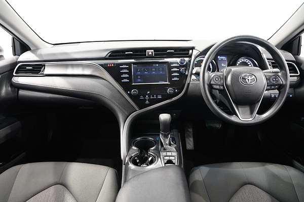 2020 Toyota Camry Ascent AXVH70R