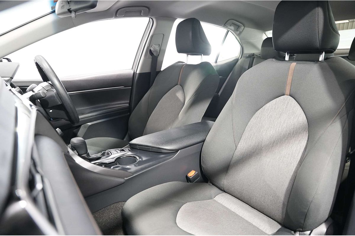 2020 Toyota Camry Ascent AXVH70R