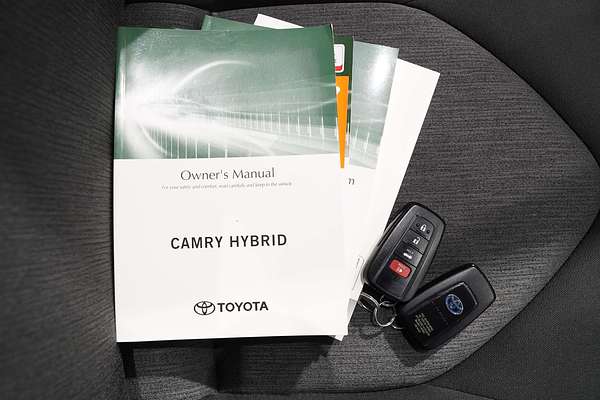2020 Toyota Camry Ascent AXVH70R