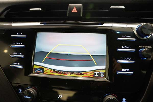 2020 Toyota Camry Ascent AXVH70R