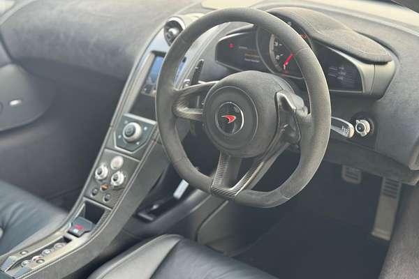 2016 McLaren 675LT