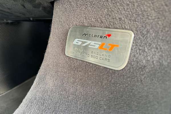 2016 McLaren 675LT