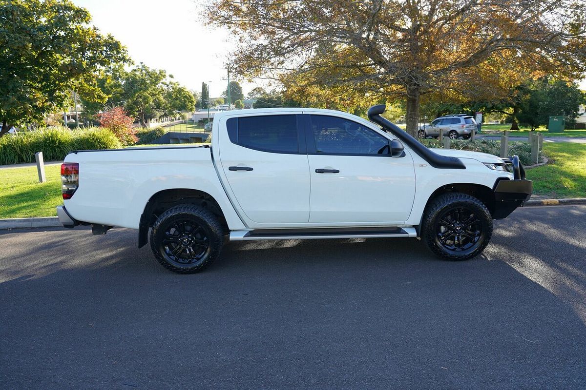 2022 Mitsubishi Triton GLX-R (4x4) MR MY22.5 4X4