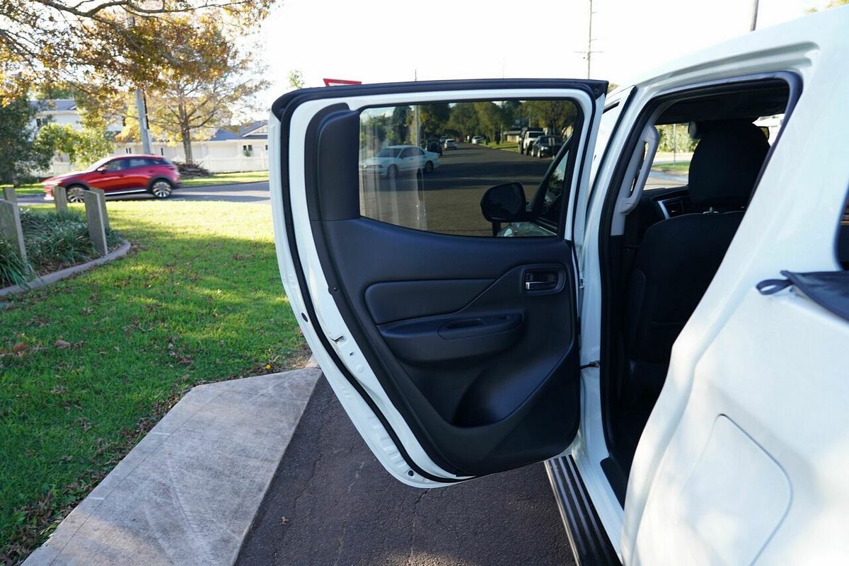2022 Mitsubishi Triton GLX-R (4x4) MR MY22.5 4X4