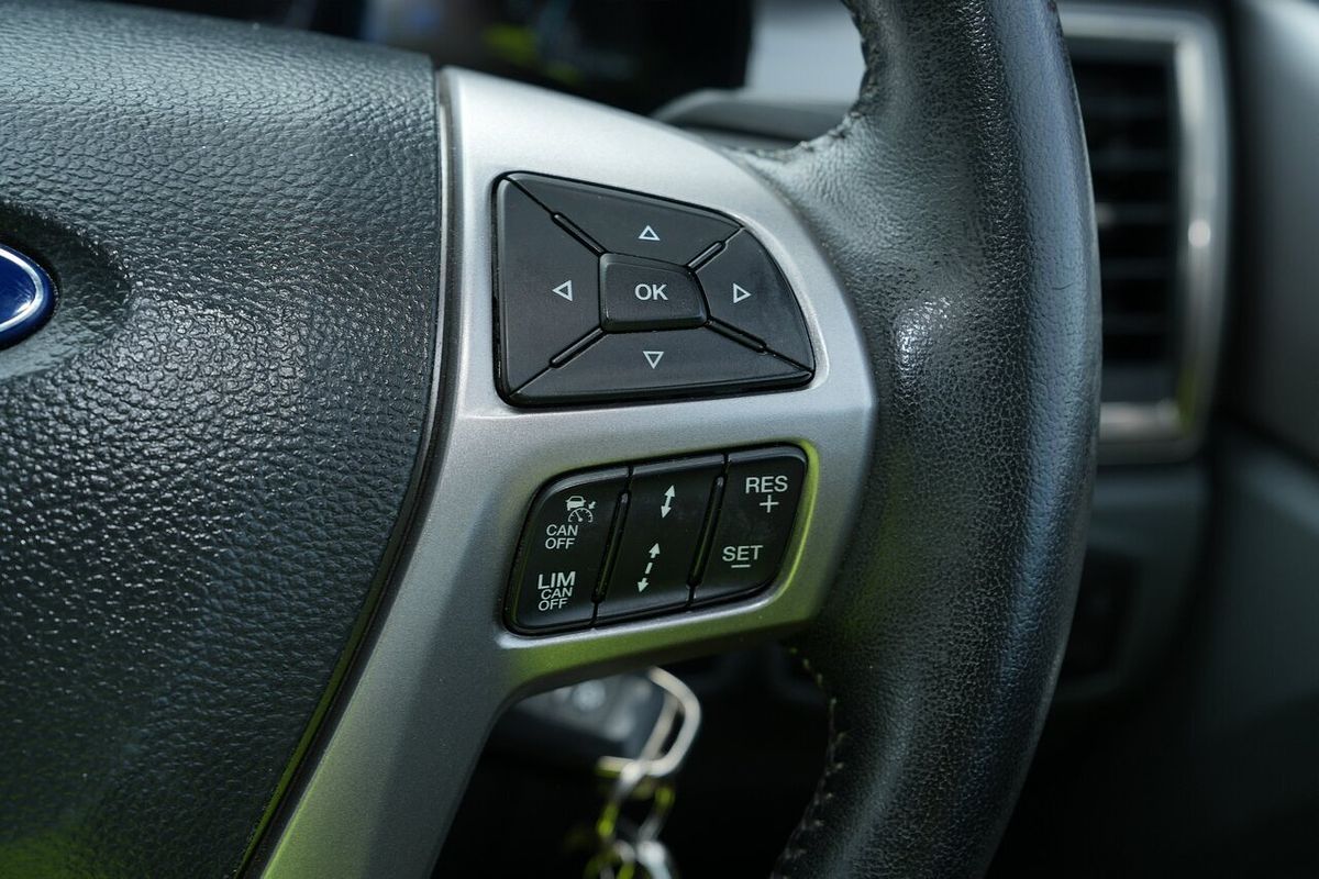2016 Ford Everest Trend UA