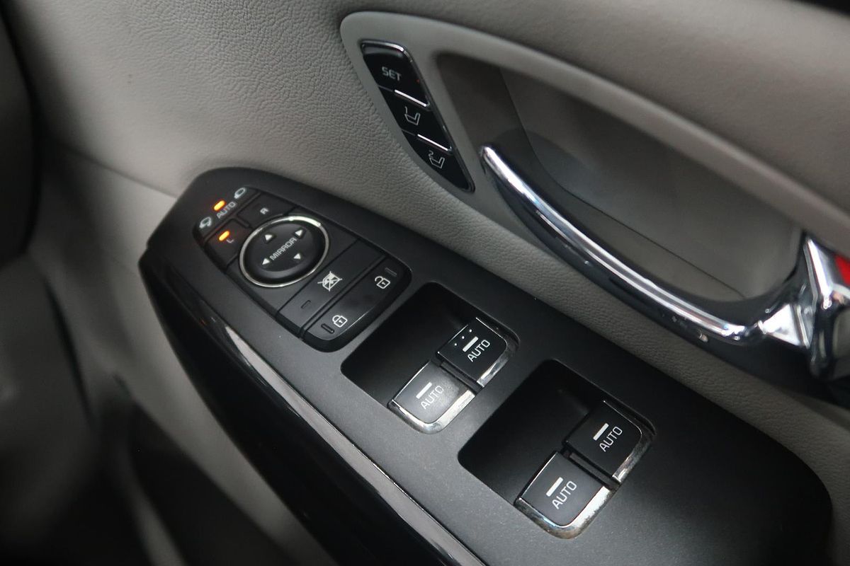 2018 Kia Carnival Platinum YP