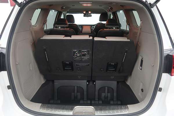 2018 Kia Carnival Platinum YP