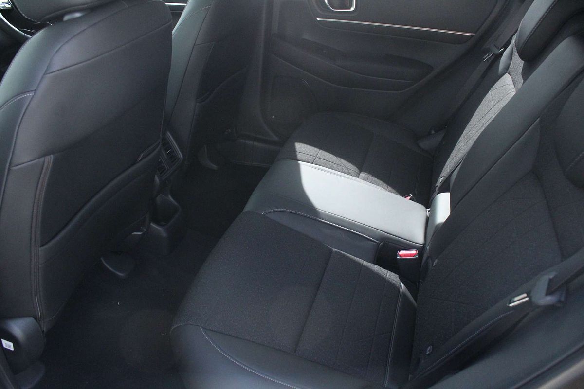 2024 Honda HR-V e:HEV L