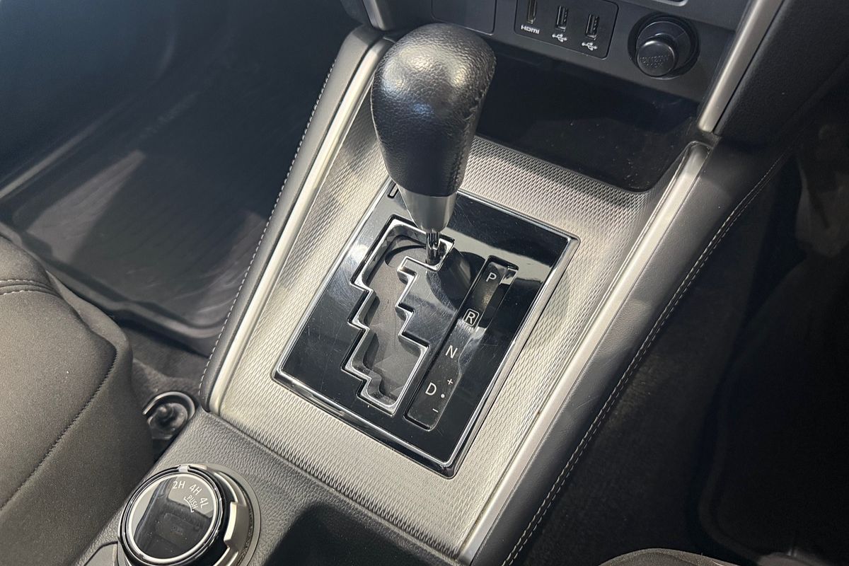 2020 Mitsubishi Triton GLX-R MR 4X4