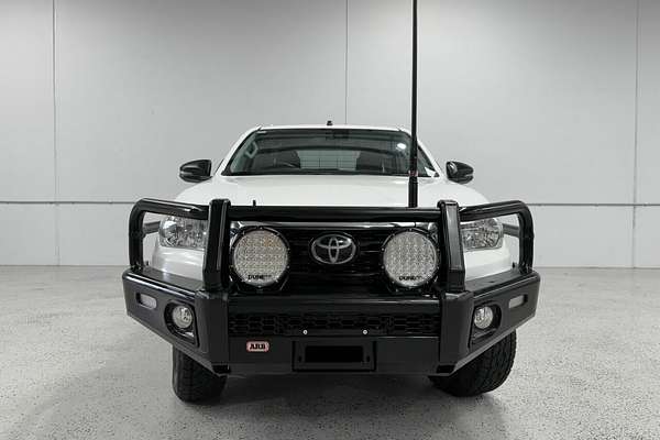 2020 Toyota Hilux SR GUN126R 4X4