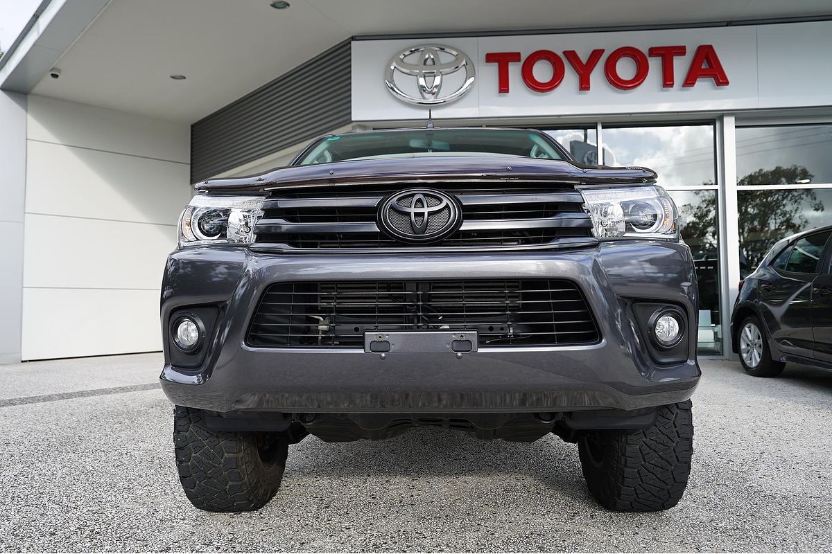 2016 Toyota Hilux 4x4 Hilux 4x4 SR5 2.8L T Diesel Automatic Double Cab