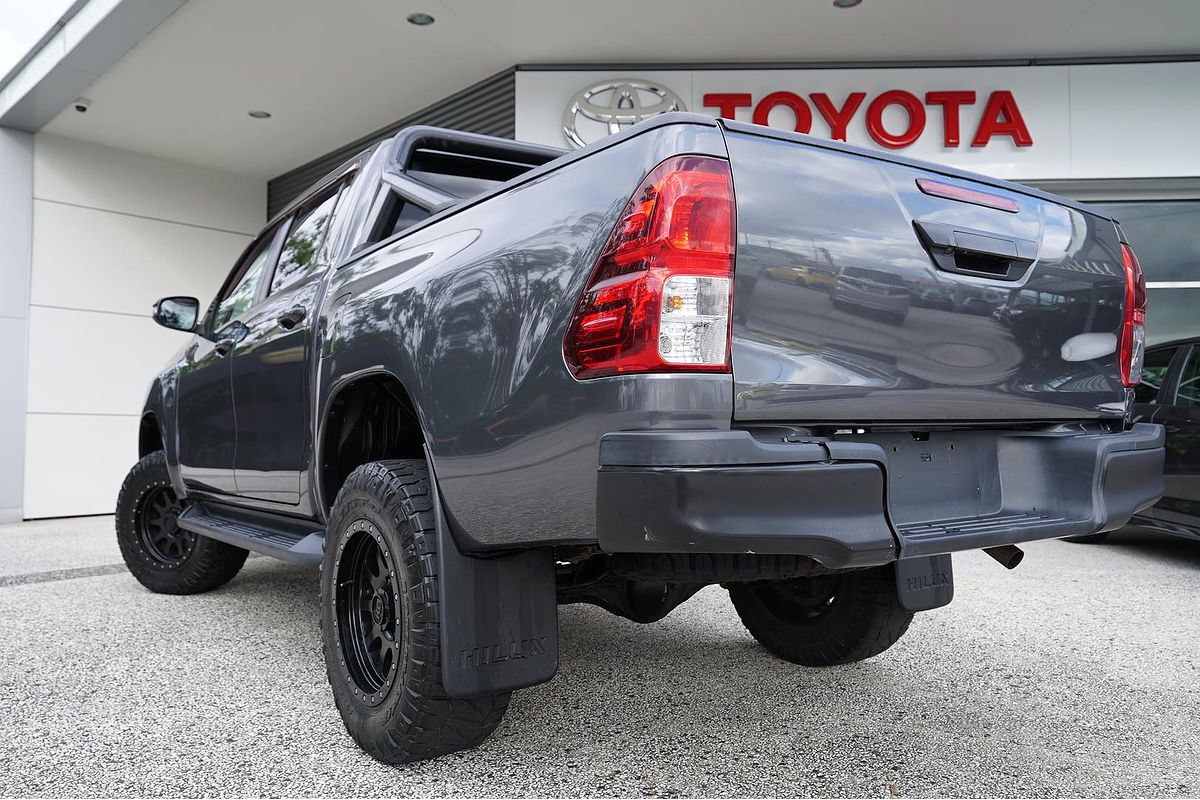 2016 Toyota Hilux 4x4 Hilux 4x4 SR5 2.8L T Diesel Automatic Double Cab