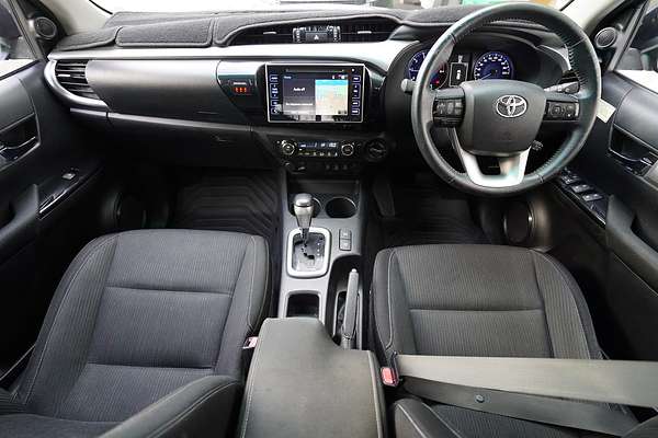 2016 Toyota Hilux 4x4 Hilux 4x4 SR5 2.8L T Diesel Automatic Double Cab