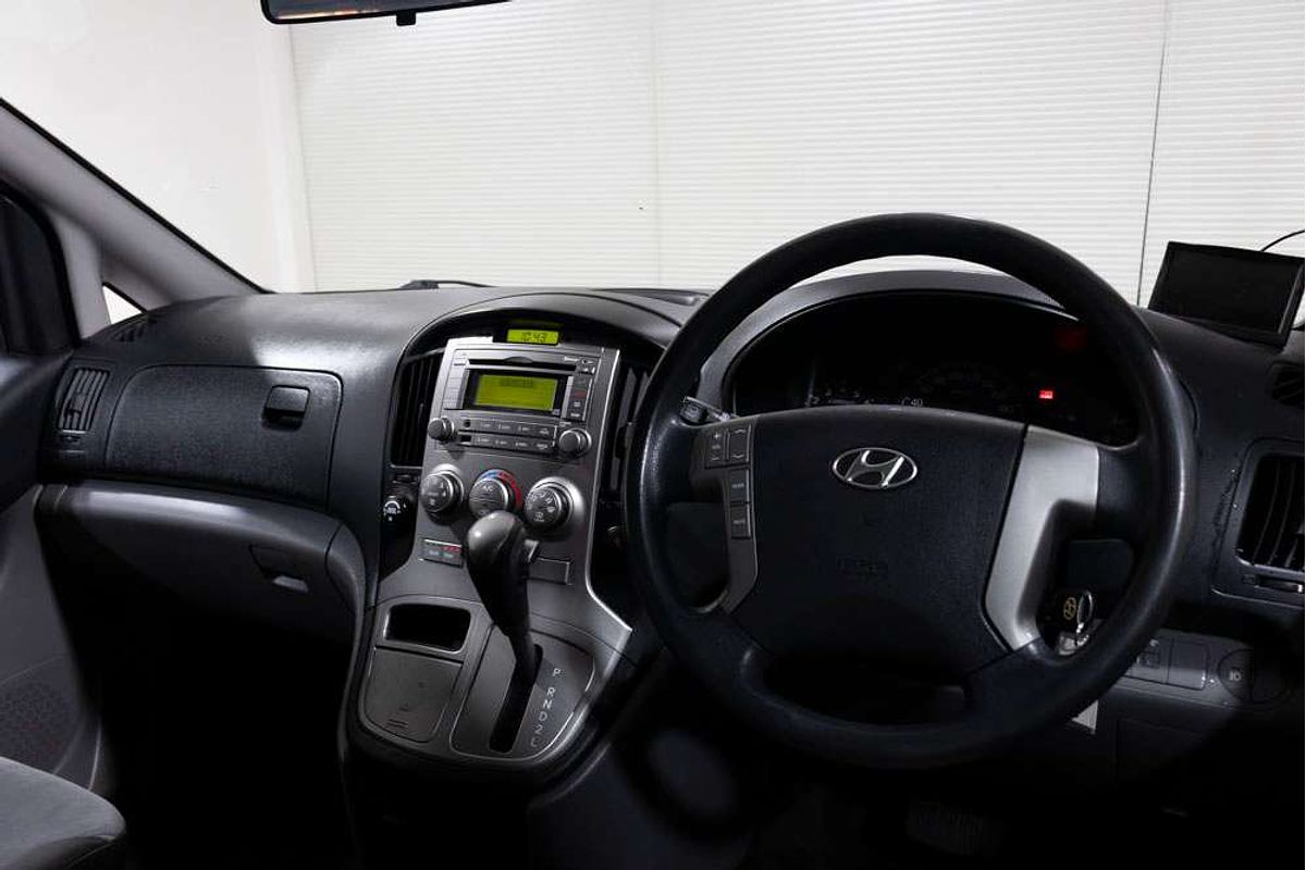 2014 HYUNDAI iMAX  4 SP AUTOMATIC 4D WAGON 4CYL 
