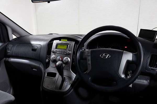 2014 Hyundai iMax TQ-W