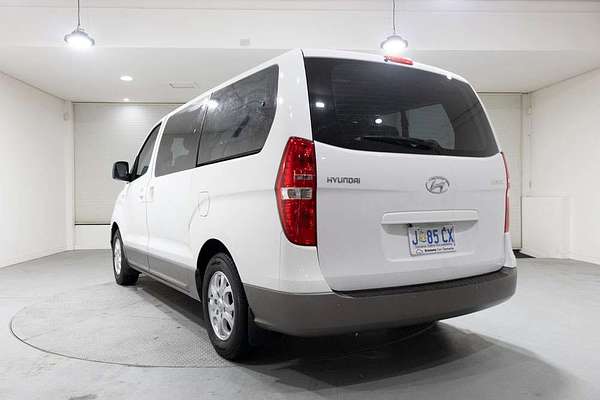2014 Hyundai iMax TQ-W