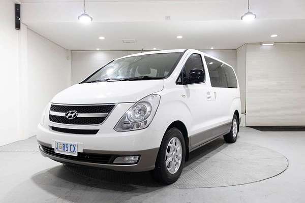 2014 Hyundai iMax TQ-W