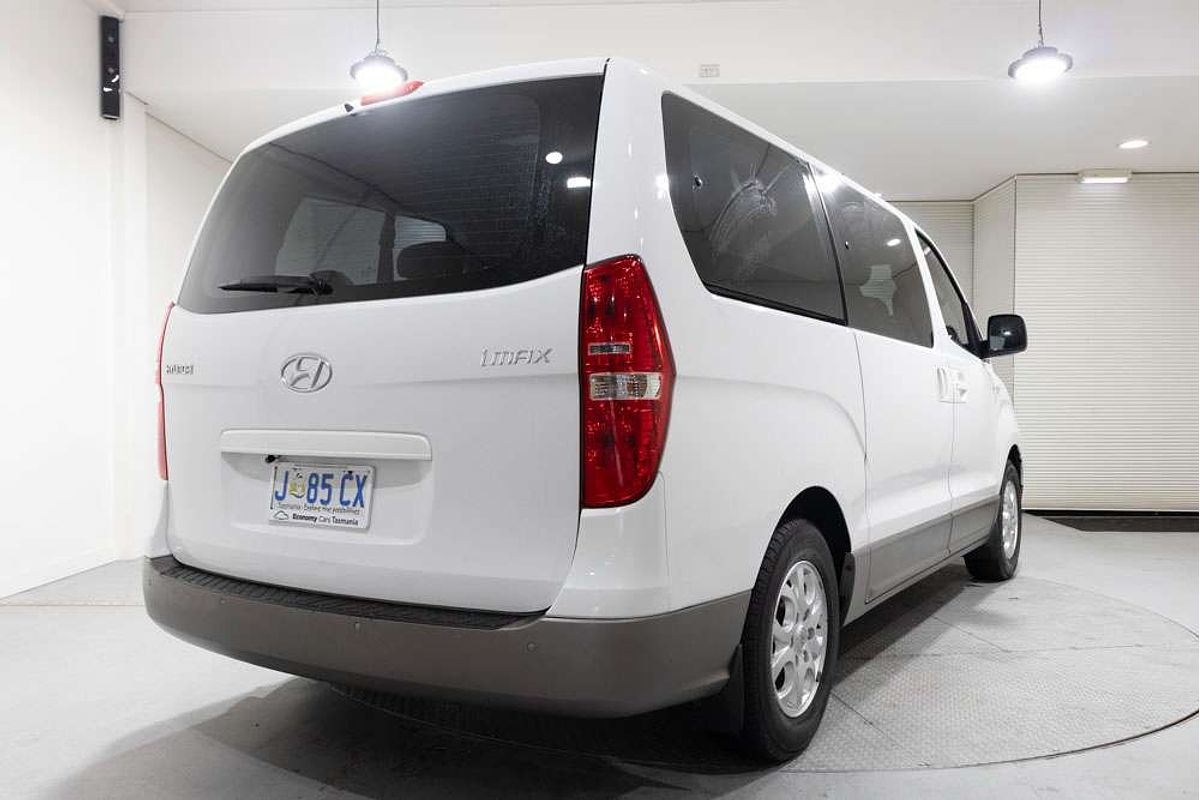 2014 HYUNDAI iMAX  4 SP AUTOMATIC 4D WAGON 4CYL 