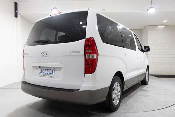 2014 Hyundai iMax TQ-W
