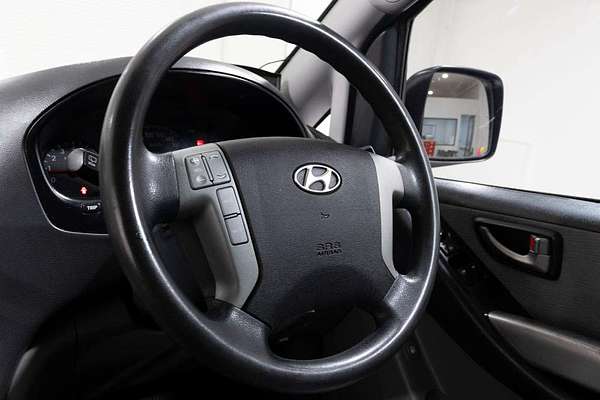 2014 Hyundai iMax TQ-W