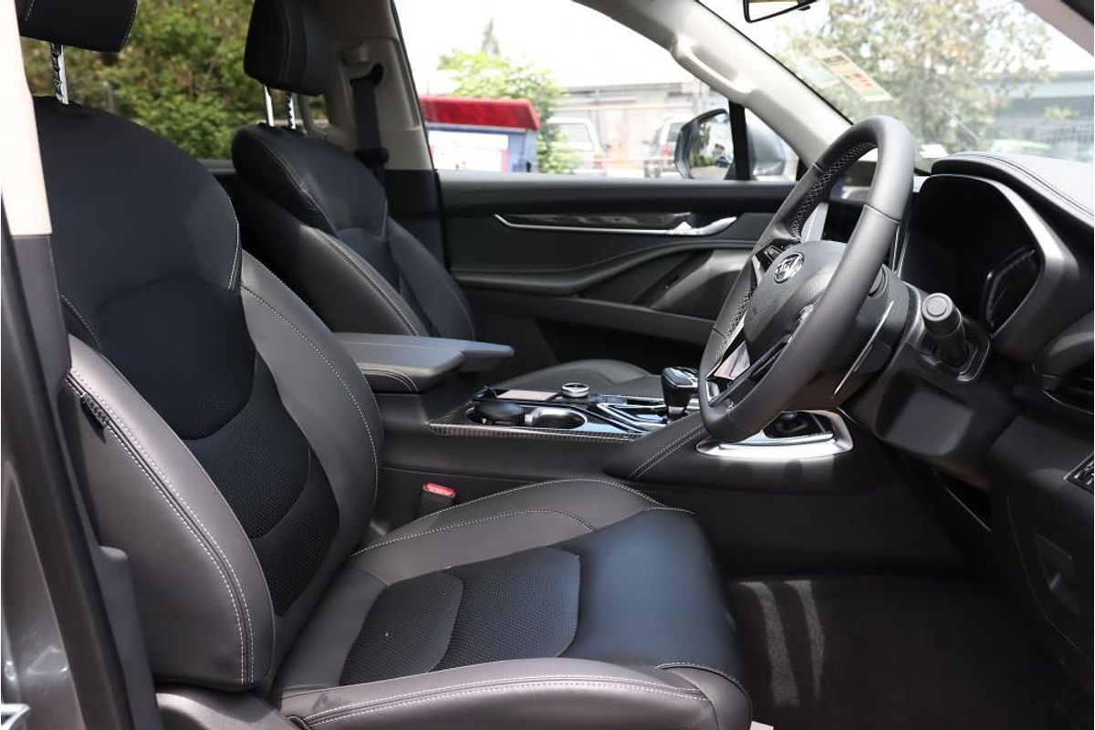 2024 LDV D90 Executive SV9A