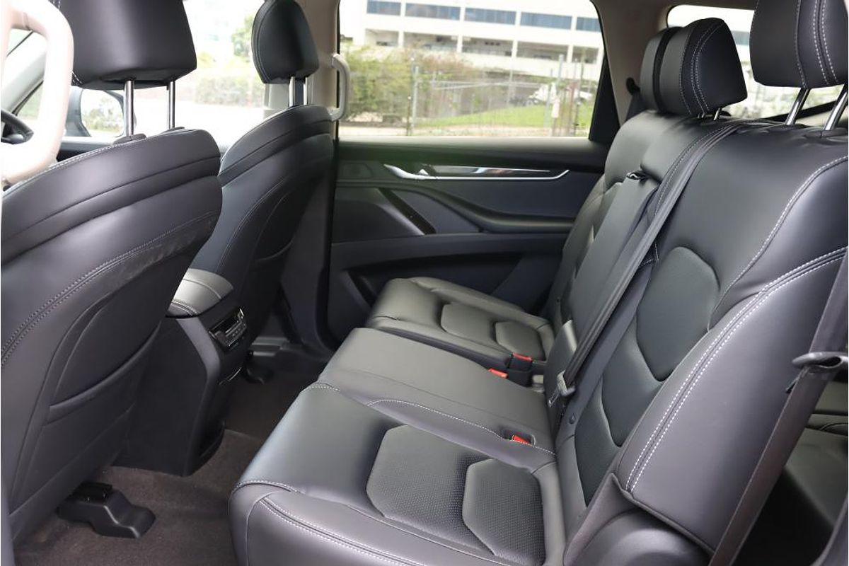2024 LDV D90 Executive SV9A