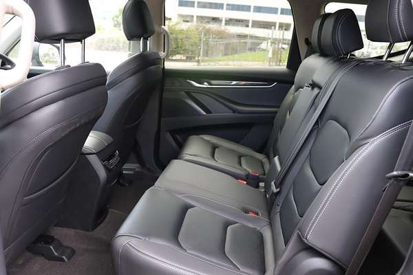 2024 LDV D90 Executive SV9A