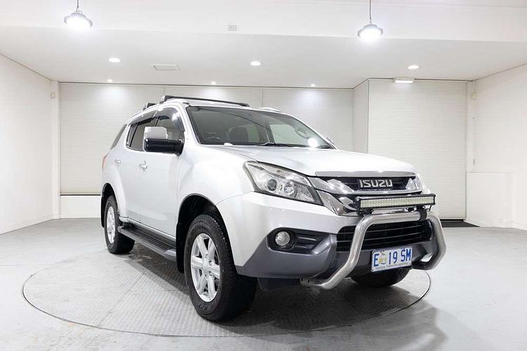 2015 Isuzu MU-X LS-T
