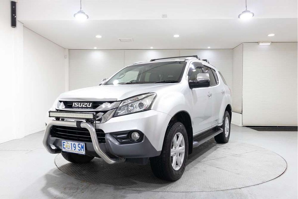 2015 Isuzu MU-X LS-T
