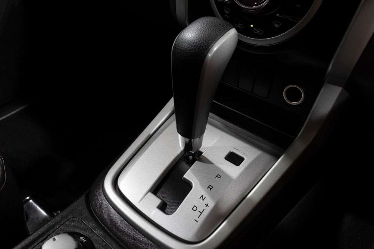 2015 Isuzu MU-X LS-T