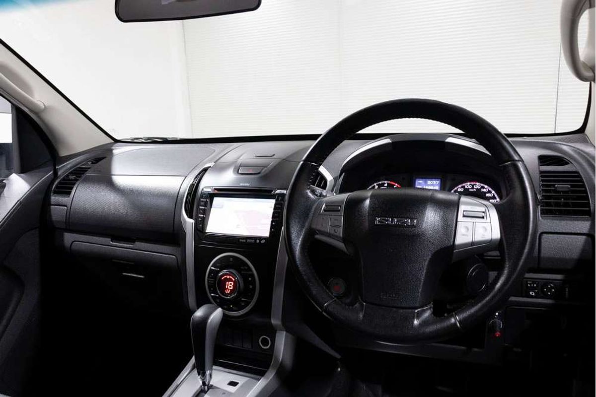 2015 Isuzu MU-X LS-T