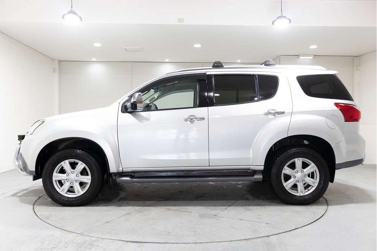 2015 Isuzu MU-X LS-T
