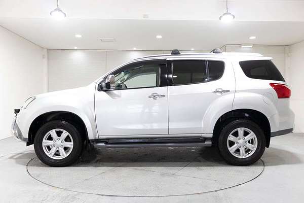 2015 Isuzu MU-X LS-T