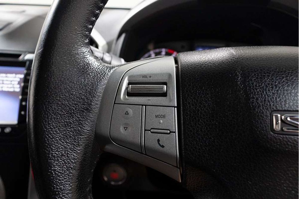 2015 Isuzu MU-X LS-T