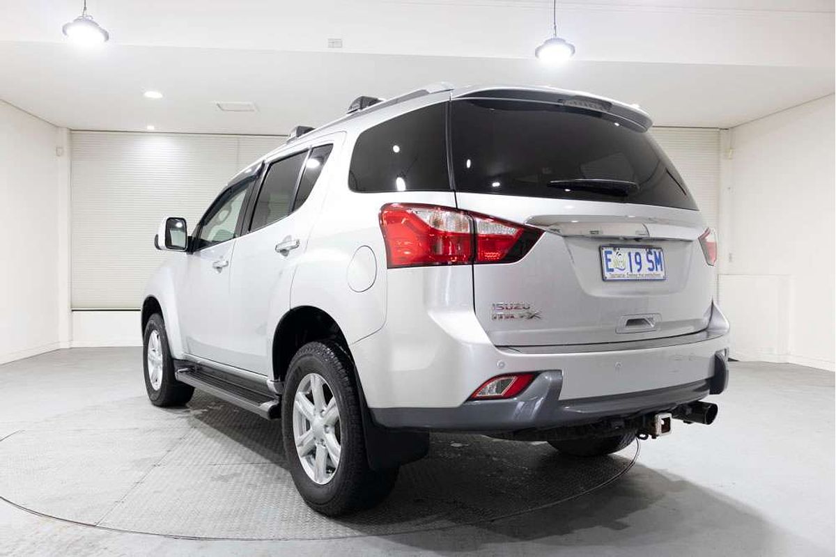 2015 Isuzu MU-X LS-T
