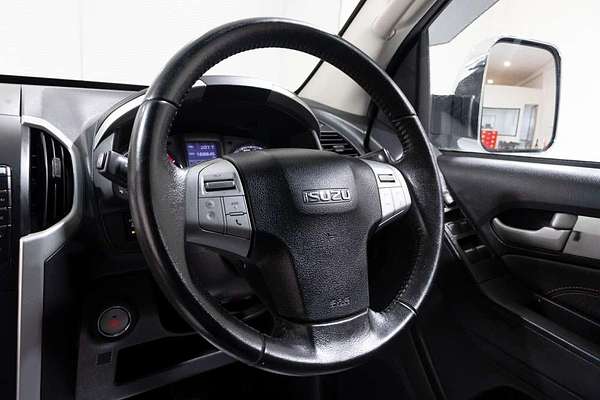 2015 Isuzu MU-X LS-T