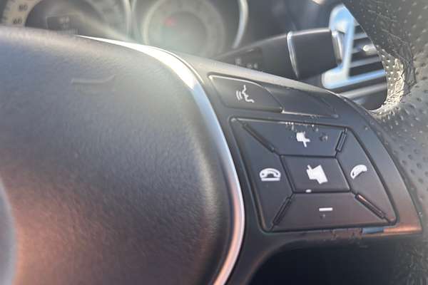 2013 Mercedes-Benz E-Class E200 C207
