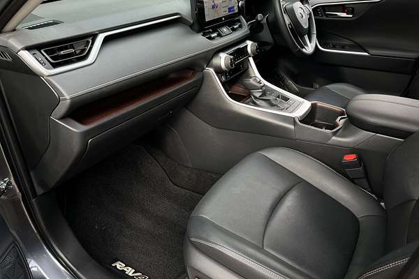 2024 Toyota RAV4 Cruiser AXAH52R