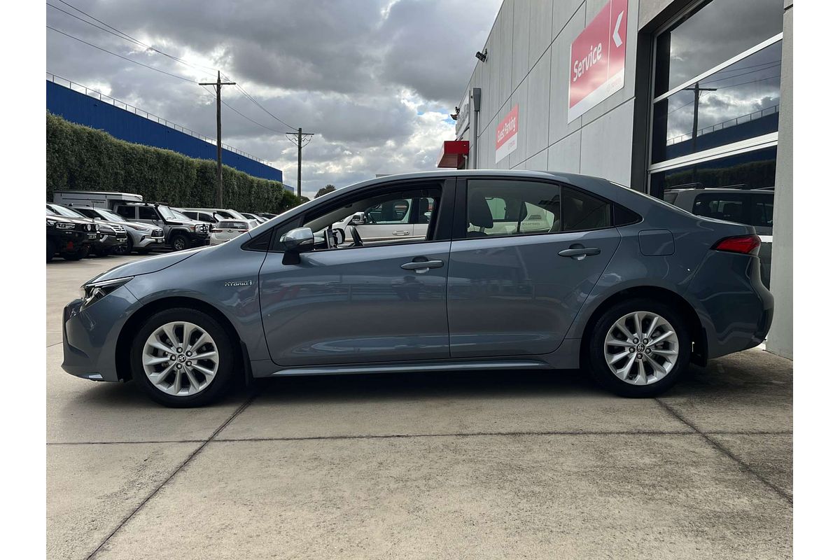 2022 Toyota Corolla Ascent Sport Hybrid ZWE211R