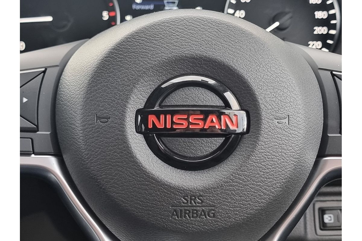 2025 Nissan Navara PRO-4X D23 4X4
