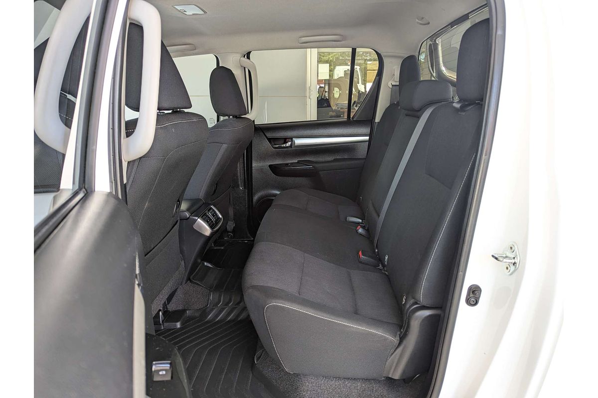 2022 Toyota Hilux SR5 GUN126R 4X4