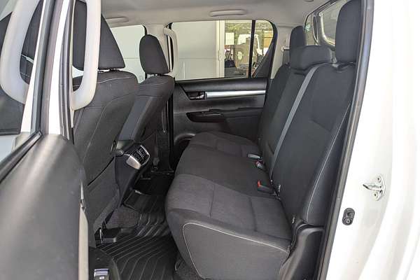 2022 Toyota Hilux SR5 GUN126R 4X4