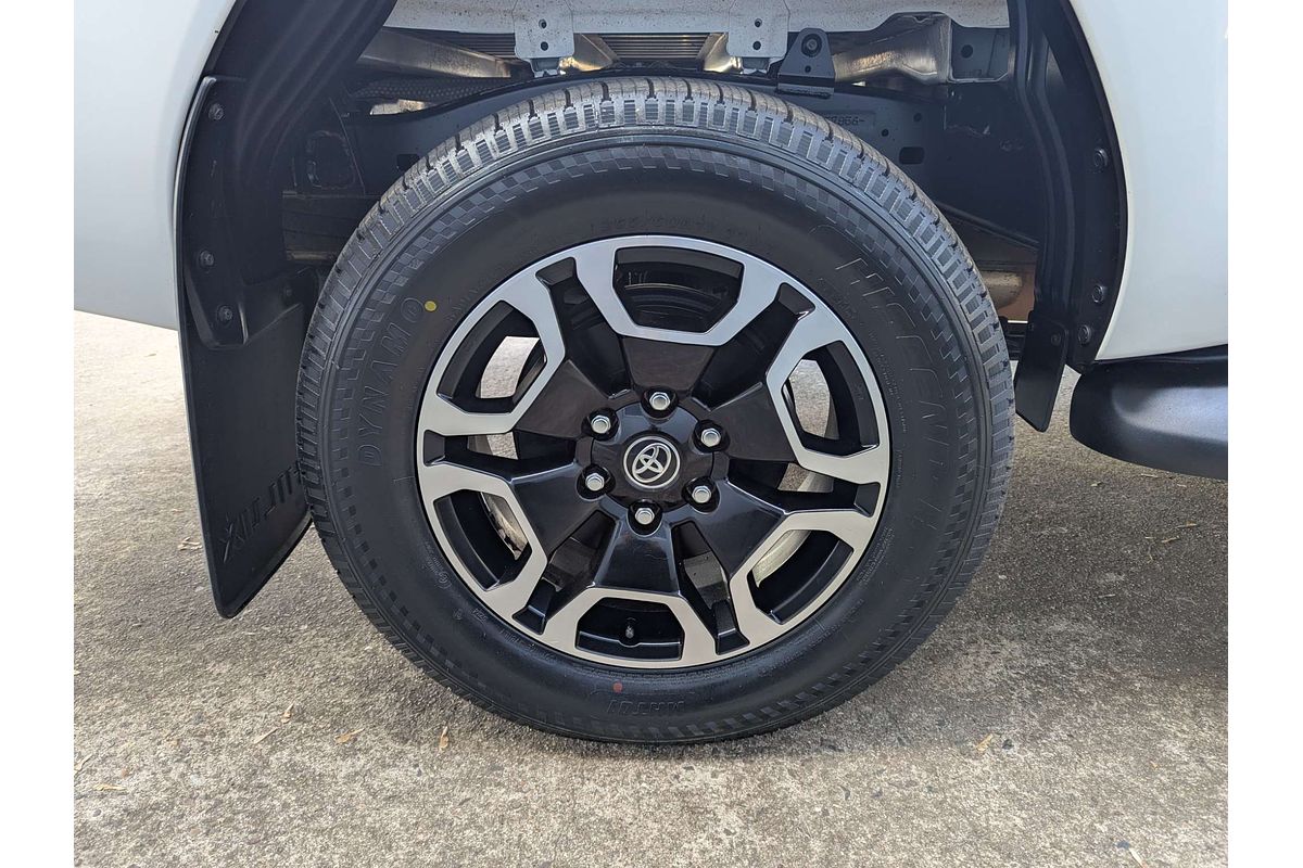 2022 Toyota Hilux SR5 GUN126R 4X4