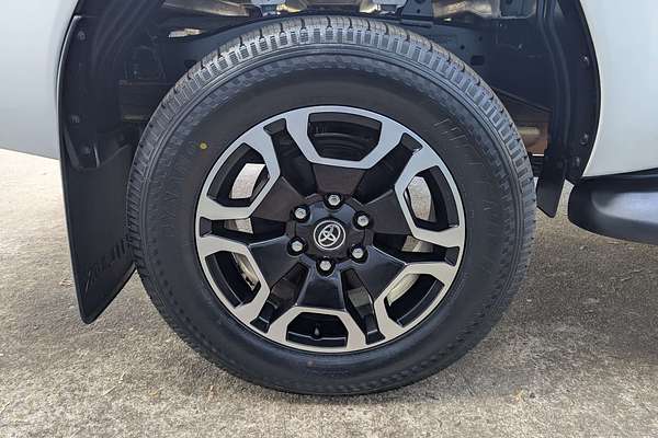 2022 Toyota Hilux SR5 GUN126R 4X4