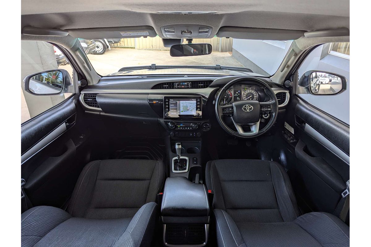 2022 Toyota Hilux SR5 GUN126R 4X4