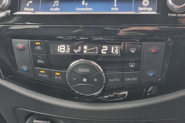 2025 Nissan Navara PRO-4X D23 4X4